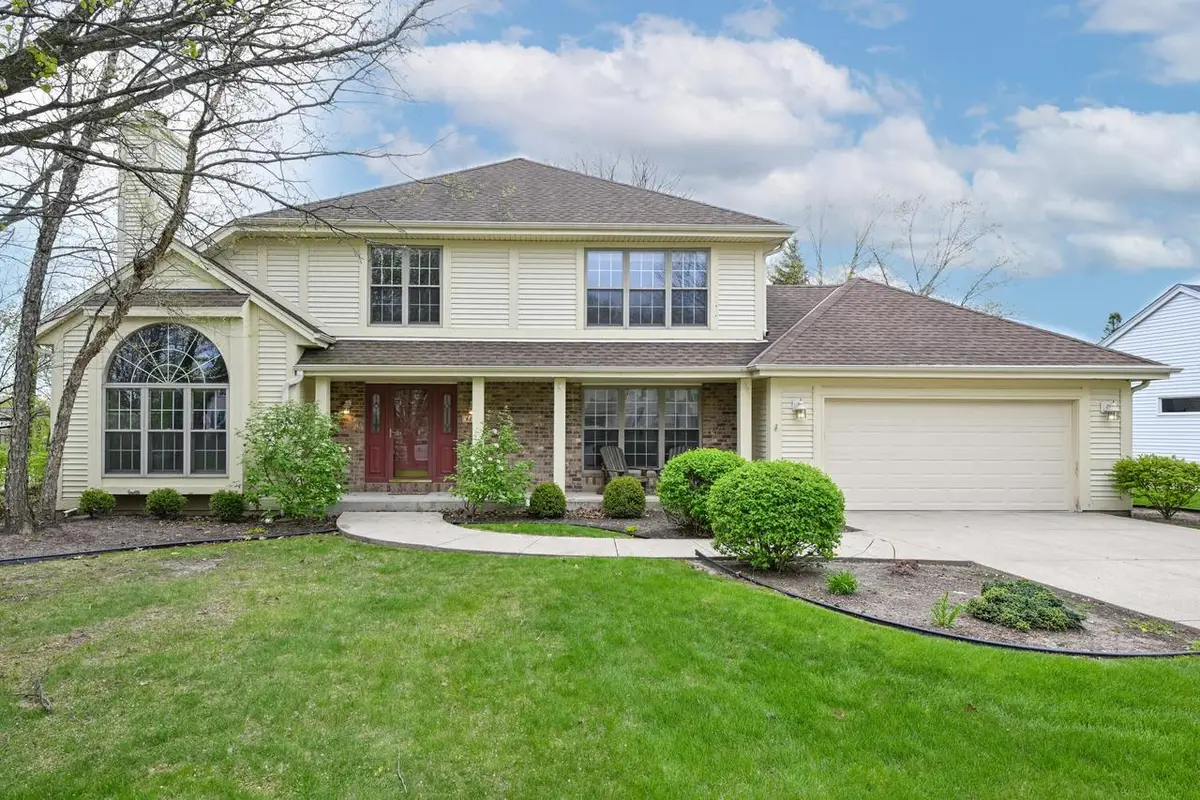 6815 Dory DRIVE, Franklin, WI 53132 - #1