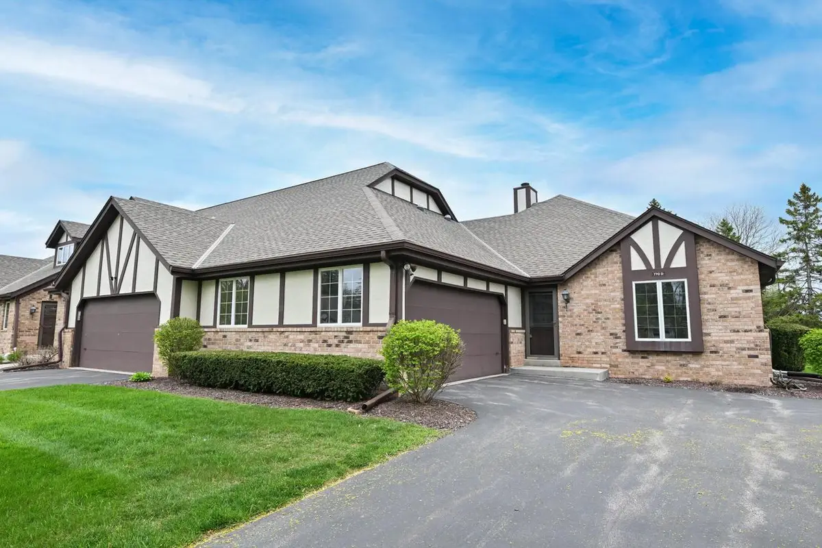 770 Oakwood LANE #D, Brookfield, WI 53045 - #1