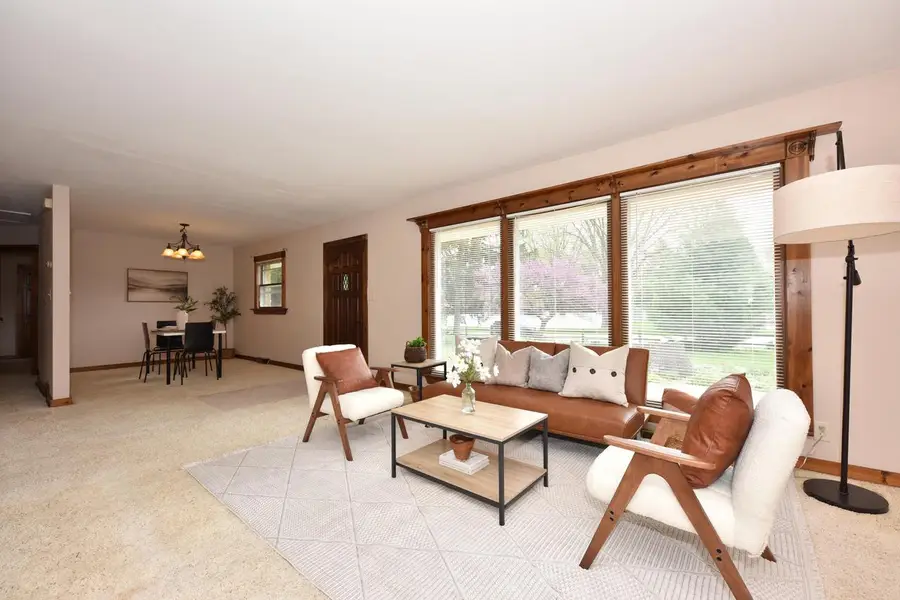 W226N309 Takoma DRIVE, Waukesha, WI 53186 - #2