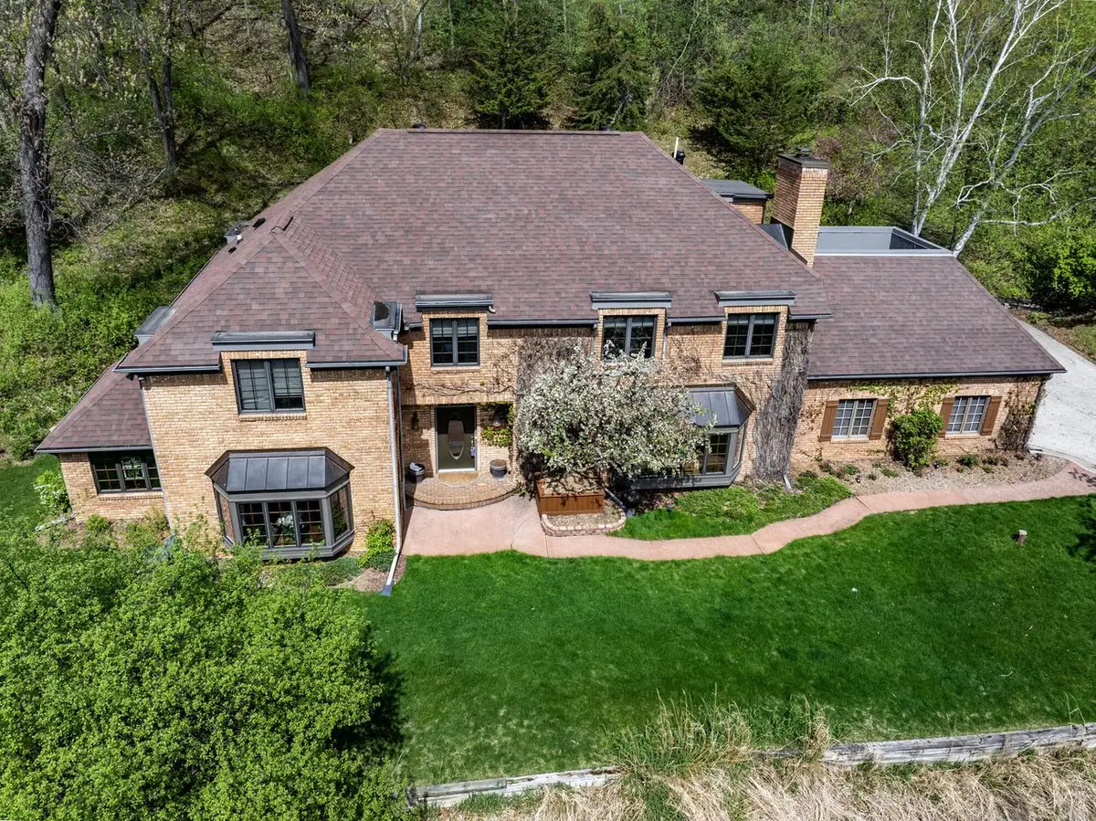 3640 Old Vineyard ROAD, La Crosse, WI 54601 - #1