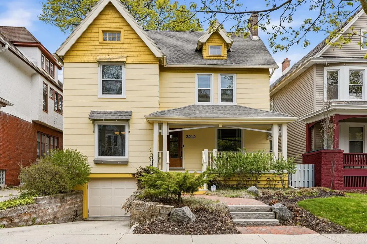 3212 Marietta AVENUE, Milwaukee, WI 53211 - #1