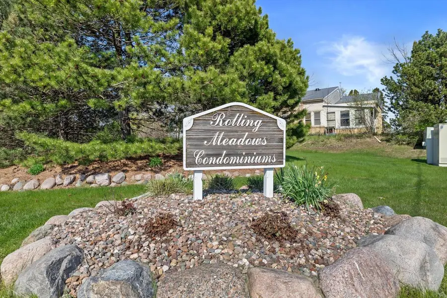 6954 Rolling Meadows COURT, Oak Creek, WI 53154 - #2