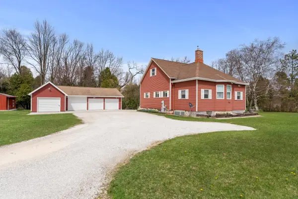 1712 Crystal Springs ROAD, Two Rivers, WI 54241