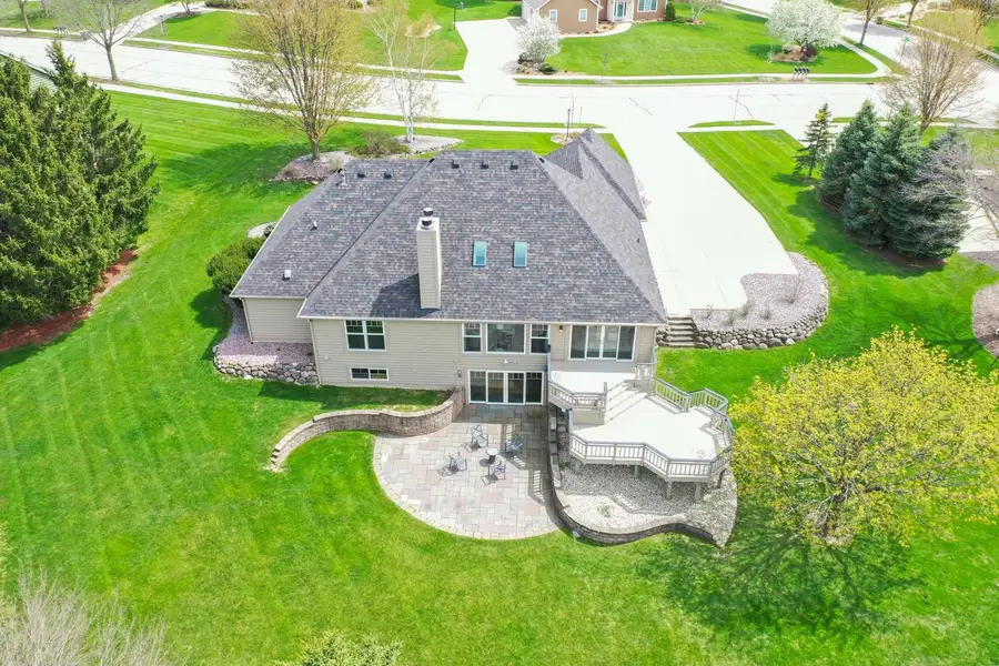 1619 Tallgrass CIRCLE, Waukesha, WI 53188 - #3