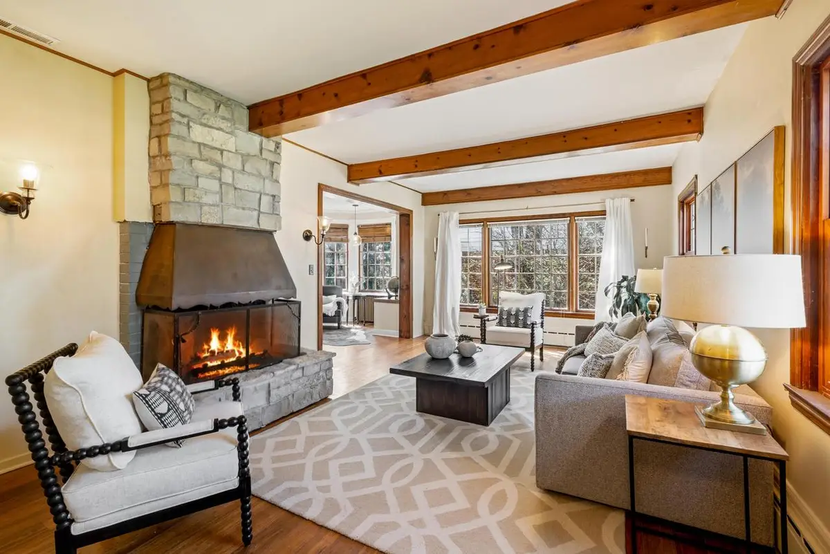 6166 N Santa Monica BOULEVARD, Whitefish Bay, WI 53217 - #1