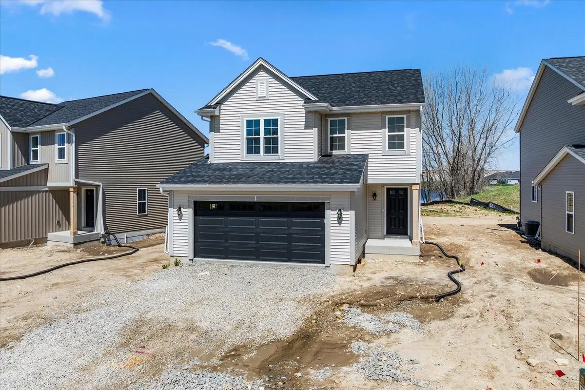 613 Belmont DRIVE, Watertown, WI 53094 - #1