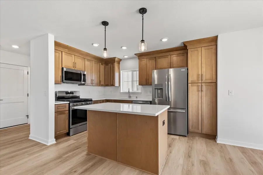 613 Belmont DRIVE, Watertown, WI 53094 - #2