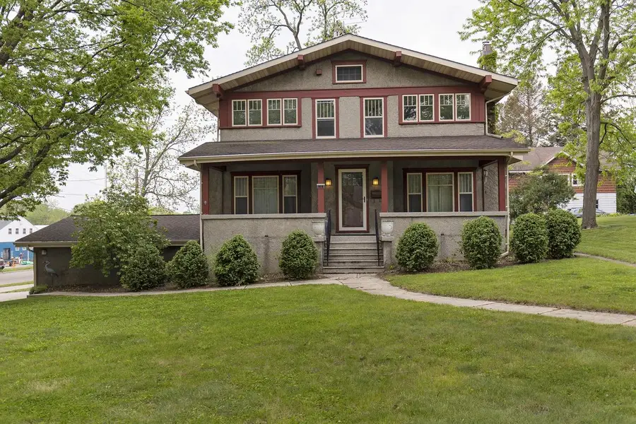916 Whitewater AVENUE, Fort Atkinson, WI 53538 - #2