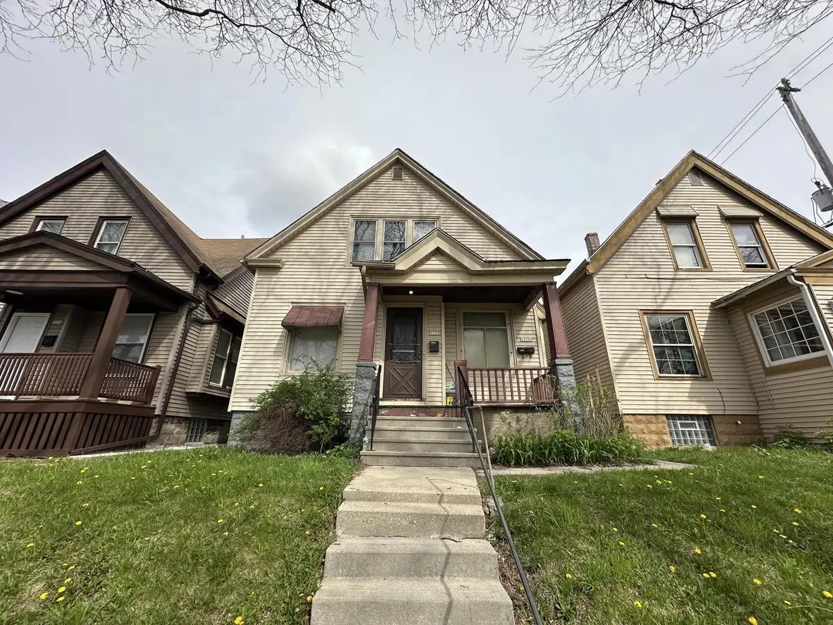 3220 24th PLACE #3220A, Milwaukee, WI 53206 - #1