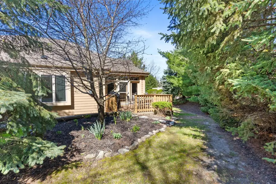 503 Garden Prairie DRIVE, Waukesha, WI 53186 - #2