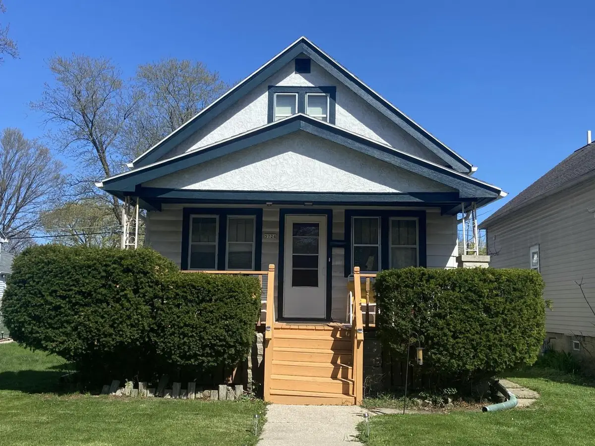 5724 N 41st STREET, Milwaukee, WI 53209 - #1