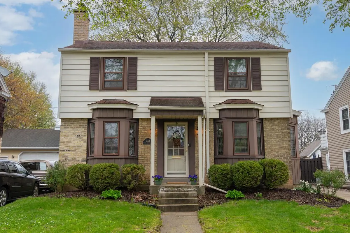 2924 70th STREET, Milwaukee, WI 53210 - #1