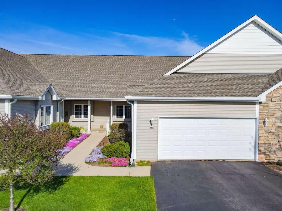 660 Waters Edge DRIVE #6, Whitewater, WI 53190 - #2