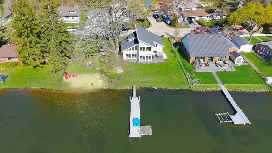 812 Rosebud AVENUE, Twin Lakes, WI 53181 - #2