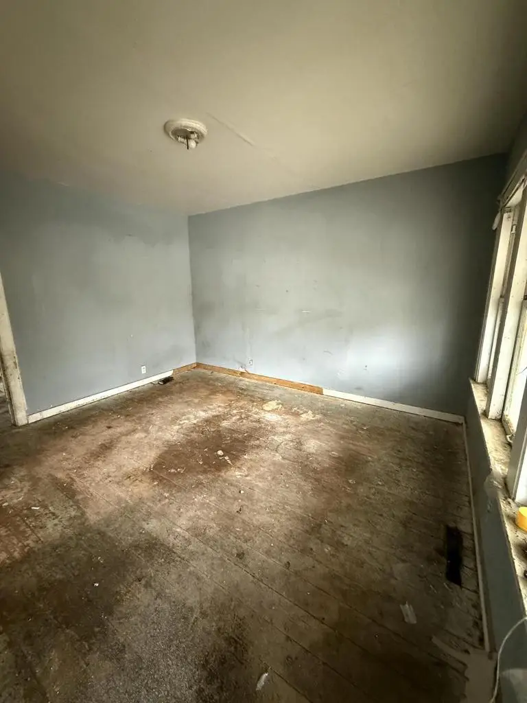 2749 9th STREET, Milwaukee, WI 53206 - #3