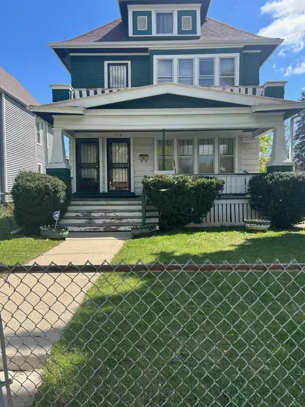 2718 37th STREET #2720, Milwaukee, WI 53210
