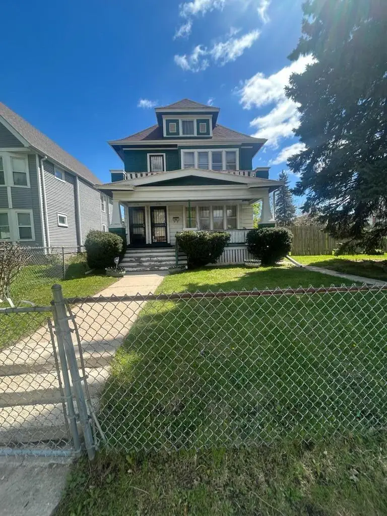 2718 37th STREET #2720, Milwaukee, WI 53210 - #2