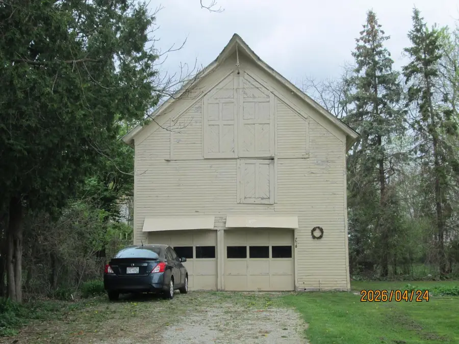 210 Court STREET, Elkhorn, WI 53121 - #2