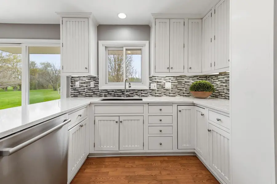 8480 N Indian Creek PARKWAY, Fox Point, WI 53217 - #3