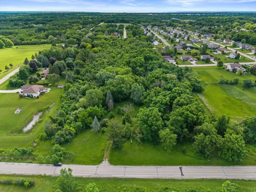6130 NORTHWESTERN AVENUE, Caledonia, WI 53406 - #2