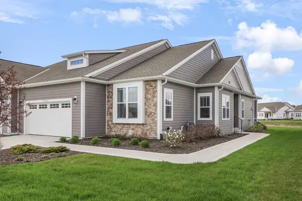 W253N6621 Aspen LANE, Sussex, WI 53089