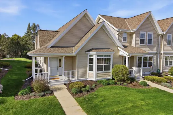 N28W6596 Alyce STREET, Cedarburg, WI 53012