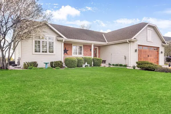 1251 Chippewa DRIVE, Hartford, WI 53027
