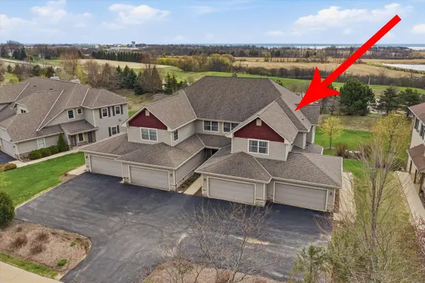 1664 New Port Vista DRIVE #1664, Port Washington, WI 53074