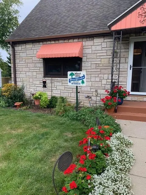 2876 86th STREET, West Allis, WI 53227 - #3