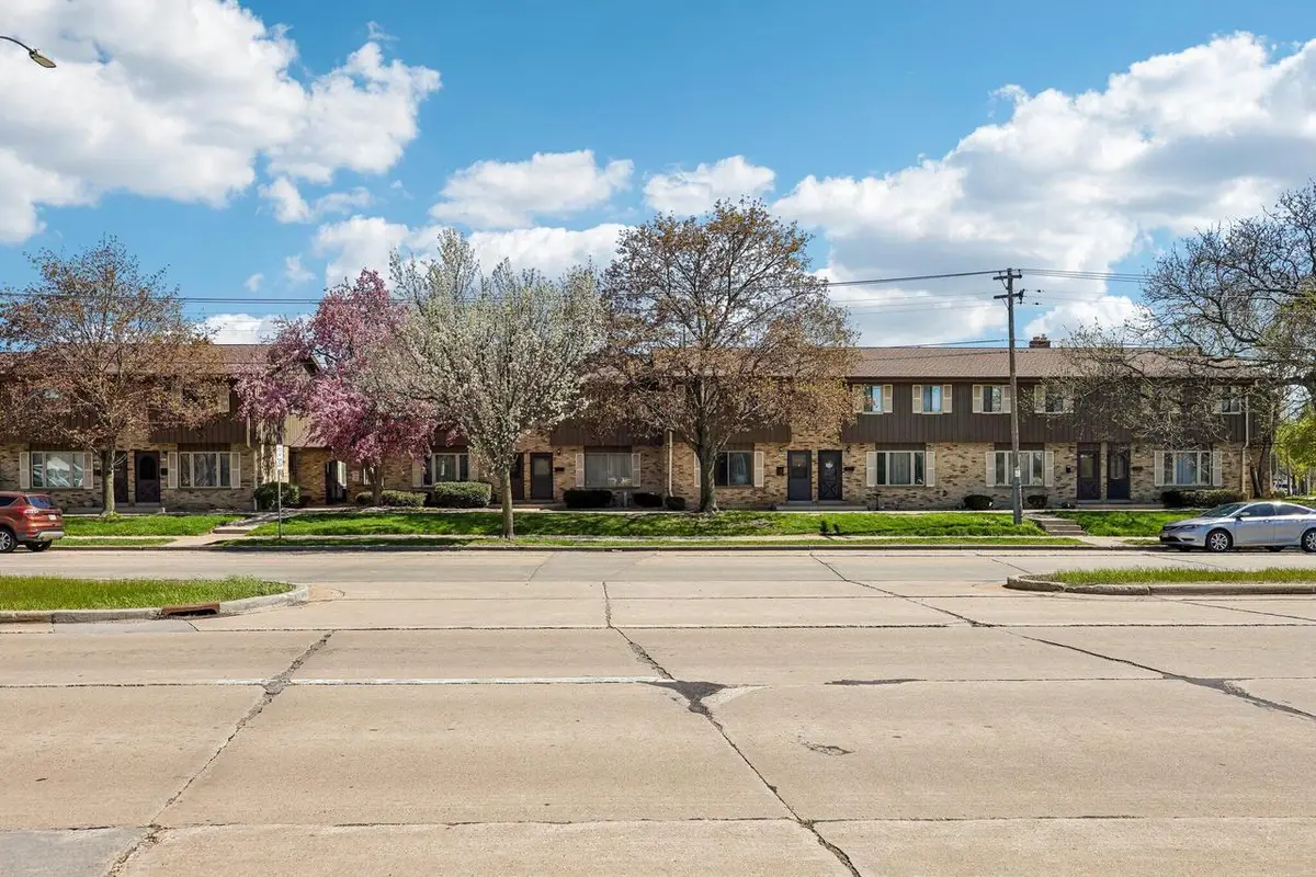 9907 Beloit ROAD, Milwaukee, WI 53227 - #1