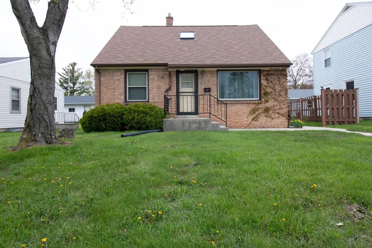 1308 Mackinac AVENUE, South Milwaukee, WI 53172 - #1