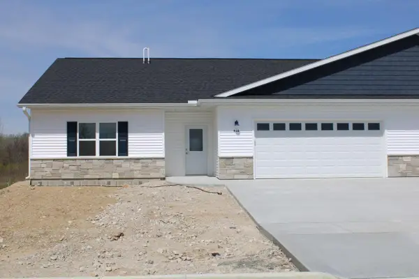 918 Drumlin DRIVE #Unit 1, Kewaskum, WI 53040