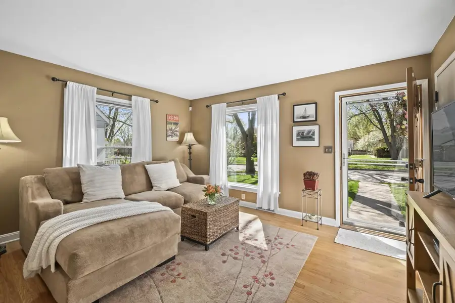 2828 88th STREET, Milwaukee, WI 53222 - #3