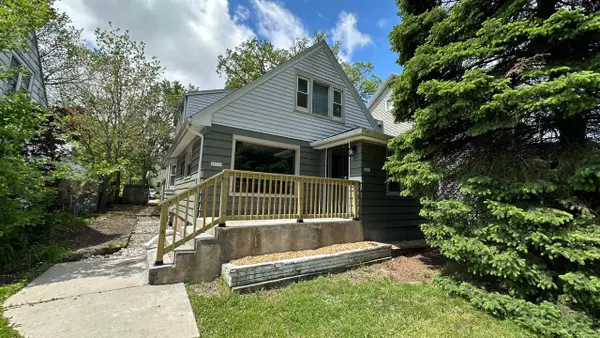 4951 36th STREET, Hartland, WI 53029