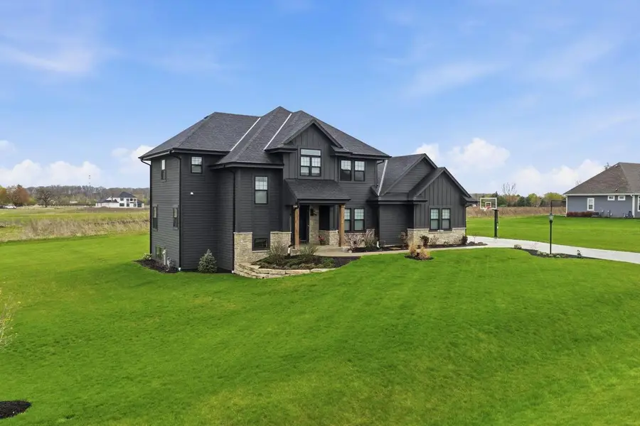 N82W27785 Marshall DRIVE, Hartland, WI 53029 - #2