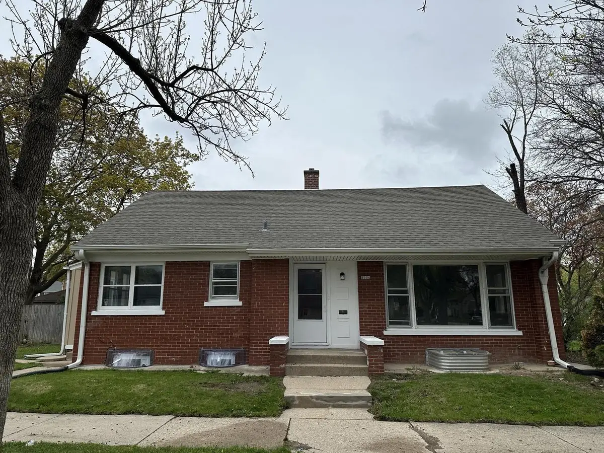 5004 Nash STREET, Milwaukee, WI 53216 - #1