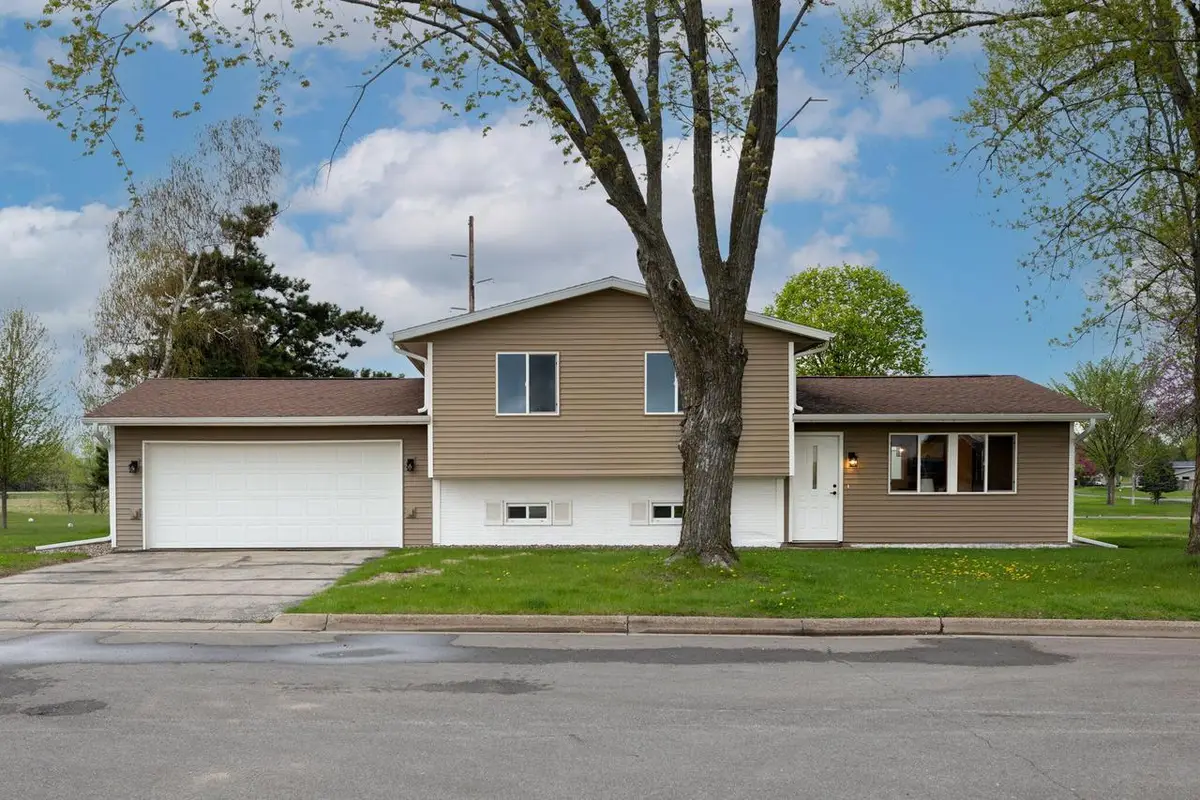 1736 Viking AVENUE, Holmen, WI 54636 - #1