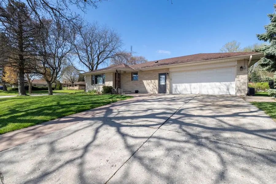 888 S. 6th AVENUE, West Bend, WI 53095 - #2