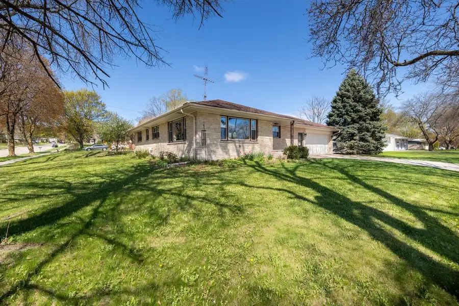 888 S. 6th AVENUE, West Bend, WI 53095 - #3