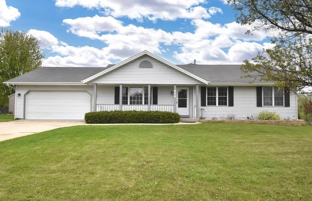 102 Mill AVENUE, Union Grove, WI 53182 - #1