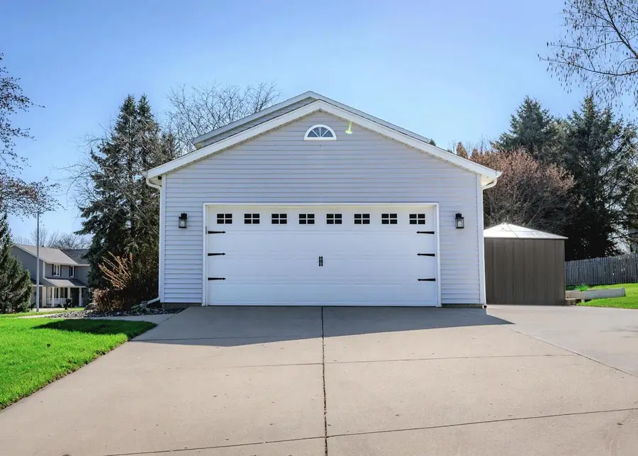 1148 Riverbend DRIVE, Hartford, WI 53027 - #3