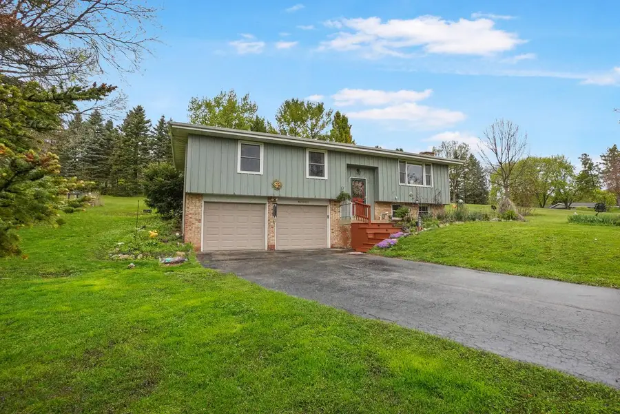 W293S3017 Ancestral DRIVE, Waukesha, WI 53188 - #3