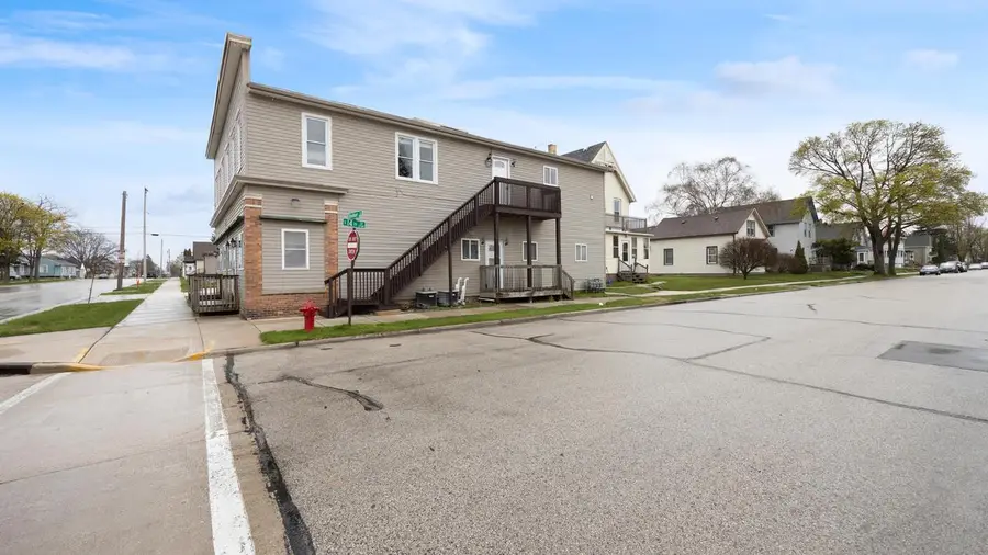 1335 A Broadway AVENUE #4, Sheboygan, WI 53081 - #2