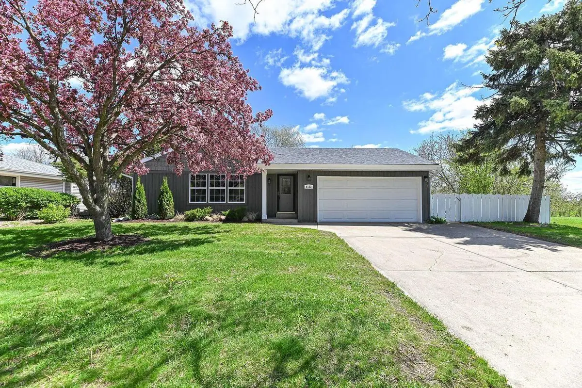 8122 Wake Forest DRIVE, Oak Creek, WI 53154 - #1