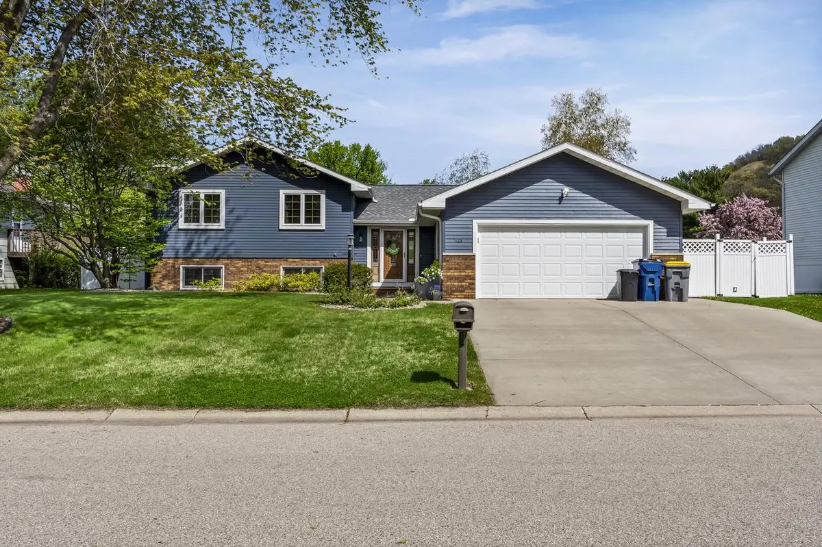 426 Fireside DRIVE, La Crescent, MN 55947 - #1