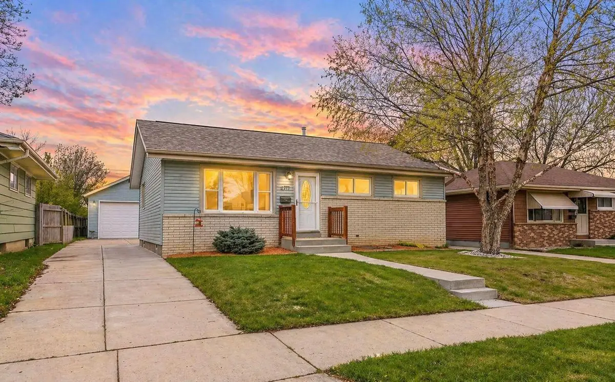 6717 18th STREET, Milwaukee, WI 53221 - #1