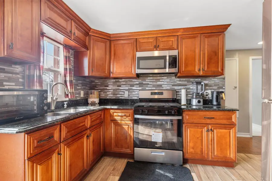 3319 25th STREET, Milwaukee, WI 53215 - #3