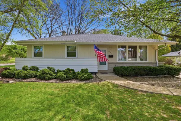 5400 Mansfield DRIVE, Greendale, WI 53129