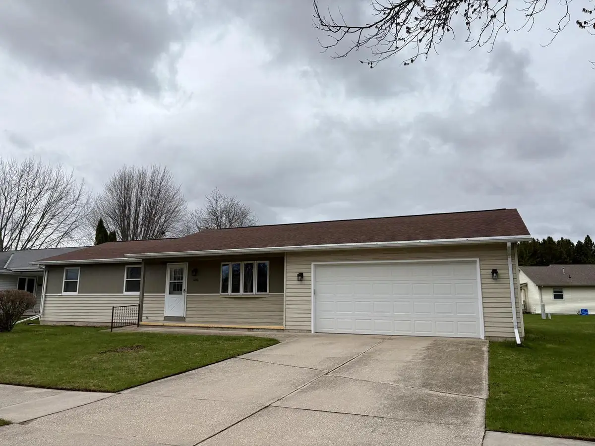 1206 Cedar AVENUE, Manitowoc, WI 54220 - #1