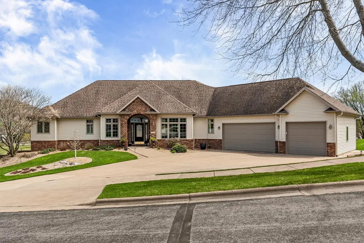 1892 Wood Run PLACE, Onalaska, WI 54650 - #1